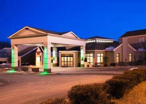 фото отеля Holiday Inn Coralville