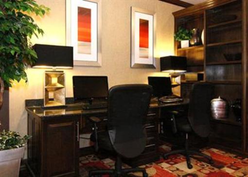 фото отеля Lake Lanier Suites