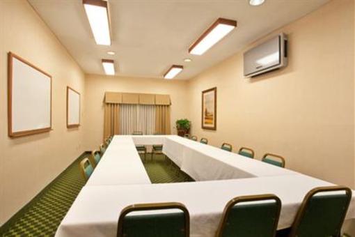 фото отеля Holiday Inn Express Merrillville