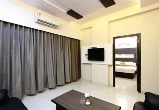 фото отеля Raajpath Hotel Vadodara
