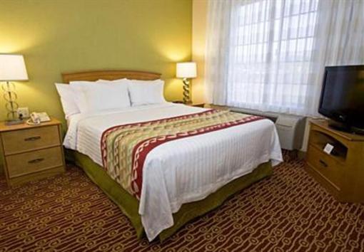 фото отеля TownePlace Suites Albuquerque Airport