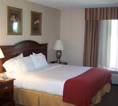 фото отеля Holiday Inn Express Hotel & Suites Auburn