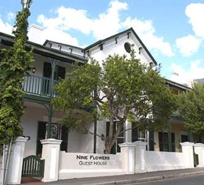 фото отеля Nine Flowers Guest House