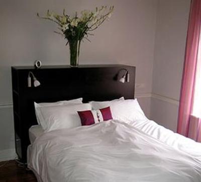 фото отеля Nine Flowers Guest House