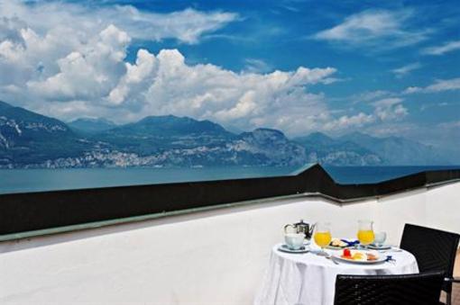 фото отеля La Caletta Hotel Bolognese Brenzone