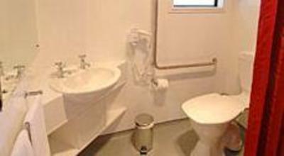 фото отеля Fox Glacier Holiday Park & Motels