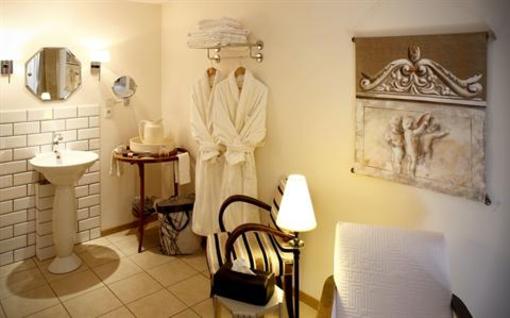 фото отеля Auberge du Paradis Hotel Saint-Amour-Bellevue