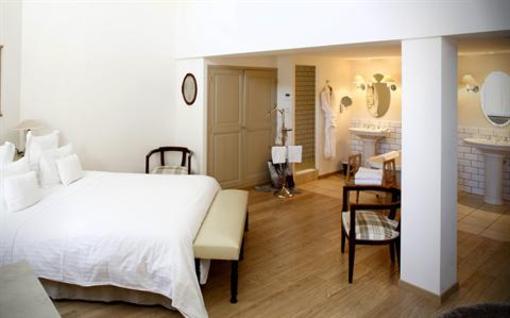 фото отеля Auberge du Paradis Hotel Saint-Amour-Bellevue