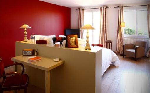 фото отеля Auberge du Paradis Hotel Saint-Amour-Bellevue