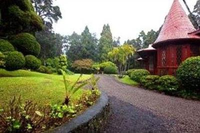 фото отеля Hale Ohia Cottages