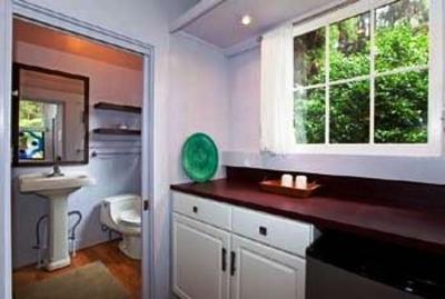 фото отеля Hale Ohia Cottages