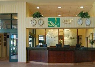 фото отеля Quality Suites Lake Wright