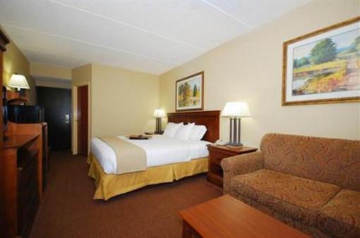 фото отеля Holiday Inn Express Forsyth