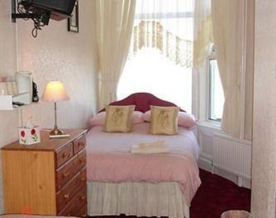 фото отеля Lyric Hotel