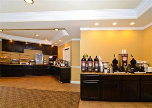 фото отеля Comfort Inn & Suites Plattsburgh