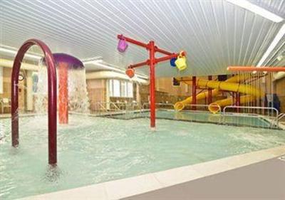 фото отеля Comfort Inn & Suites Plattsburgh