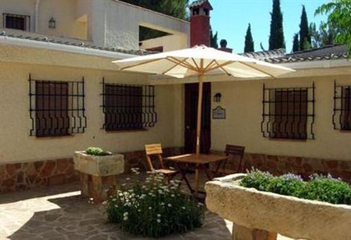 фото отеля Caserio del Colmenar Alojamientos de Turismo Rural Huetor de Santillan