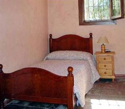фото отеля Caserio del Colmenar Alojamientos de Turismo Rural Huetor de Santillan