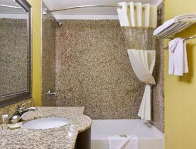 фото отеля Super 8 Motel Phoenix