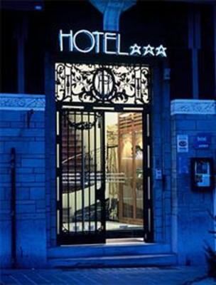 фото отеля Hotel Du Parc Ostend