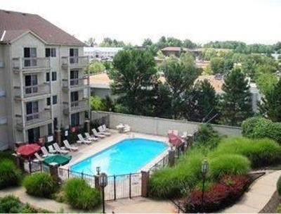 фото отеля Days Inn & Suites St. Louis Westport