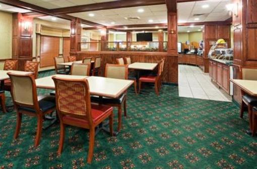 фото отеля Holiday Inn Express Hotel & Suites Minneapolis Airport Bloomington (Minnesota)