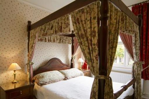 фото отеля Virginia Lodge Stratford-upon-Avon