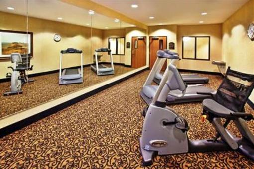 фото отеля Holiday Inn Express Hotel & Suites Sheldon