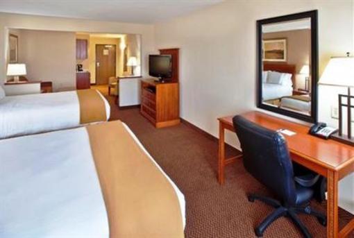 фото отеля Holiday Inn Express Hotel & Suites Sheldon