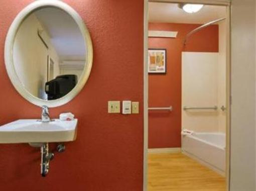 фото отеля Red Roof Inn Louisville Fair & Expo Jeffersontown