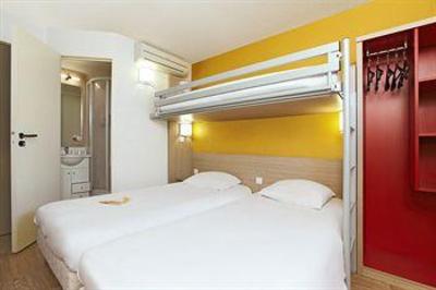 фото отеля Premiere Classe Tarbes Est - Parc des Expositions
