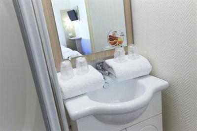 фото отеля Premiere Classe Tarbes Est - Parc des Expositions