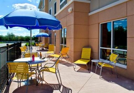 фото отеля Fairfield Inn & Suites Watertown Thousand Islands