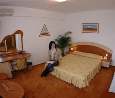 фото отеля Oasis Hotel Brasov