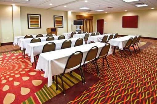 фото отеля Holiday Inn Express & Suites Tupelo