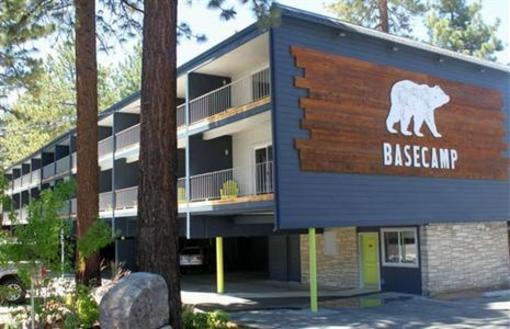 фото отеля Basecamp Hotel