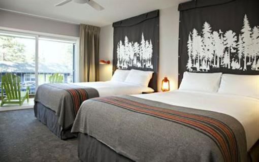 фото отеля Basecamp Hotel