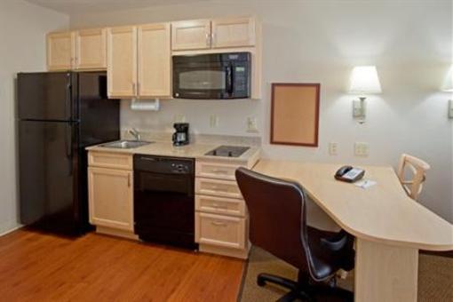 фото отеля Candlewood Suites Houston The Woodlands