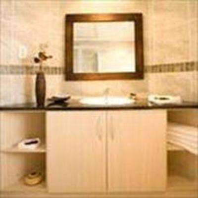 фото отеля Ibhayi Guest Lodge Port Elizabeth