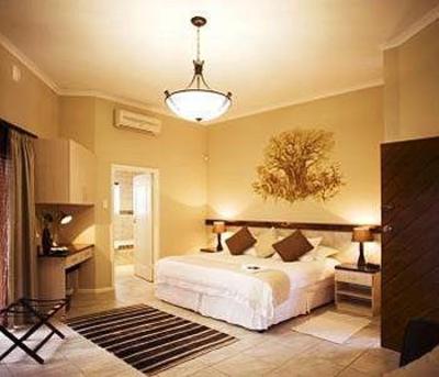 фото отеля Ibhayi Guest Lodge Port Elizabeth