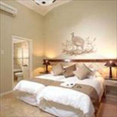 фото отеля Ibhayi Guest Lodge Port Elizabeth