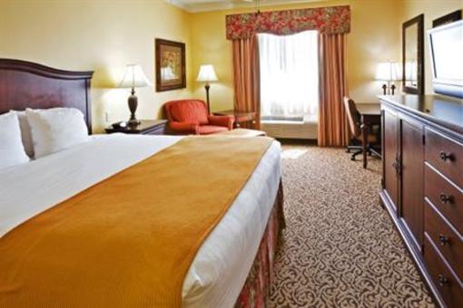 фото отеля Holiday Inn Express Hotel & Suites Sulphur Springs