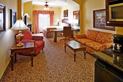 фото отеля Holiday Inn Express Hotel & Suites Sulphur Springs
