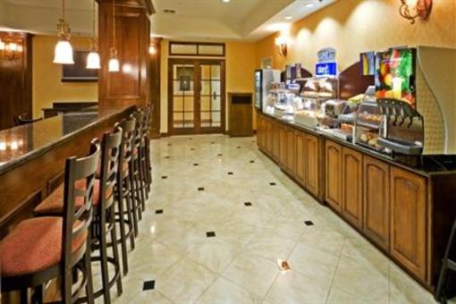 фото отеля Holiday Inn Express Hotel & Suites Sulphur Springs