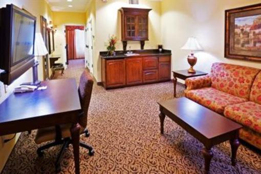 фото отеля Holiday Inn Express Hotel & Suites Sulphur Springs