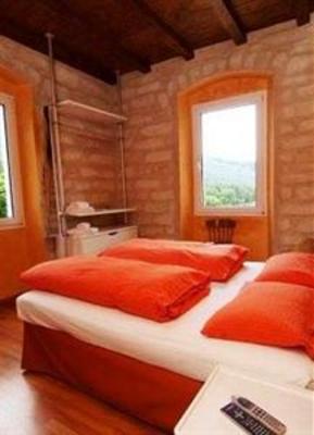 фото отеля Albergo Garni Orchidea Riva del Garda