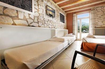 фото отеля Albergo Garni Orchidea Riva del Garda