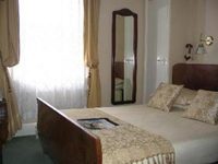 Crescent Guest House  Bath