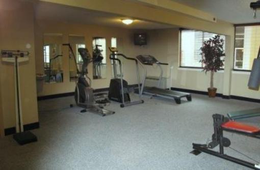 фото отеля Hotel Trinity InnSuites Fort Worth DFW