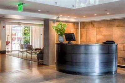 фото отеля Howard Johnson Hotel Riverside